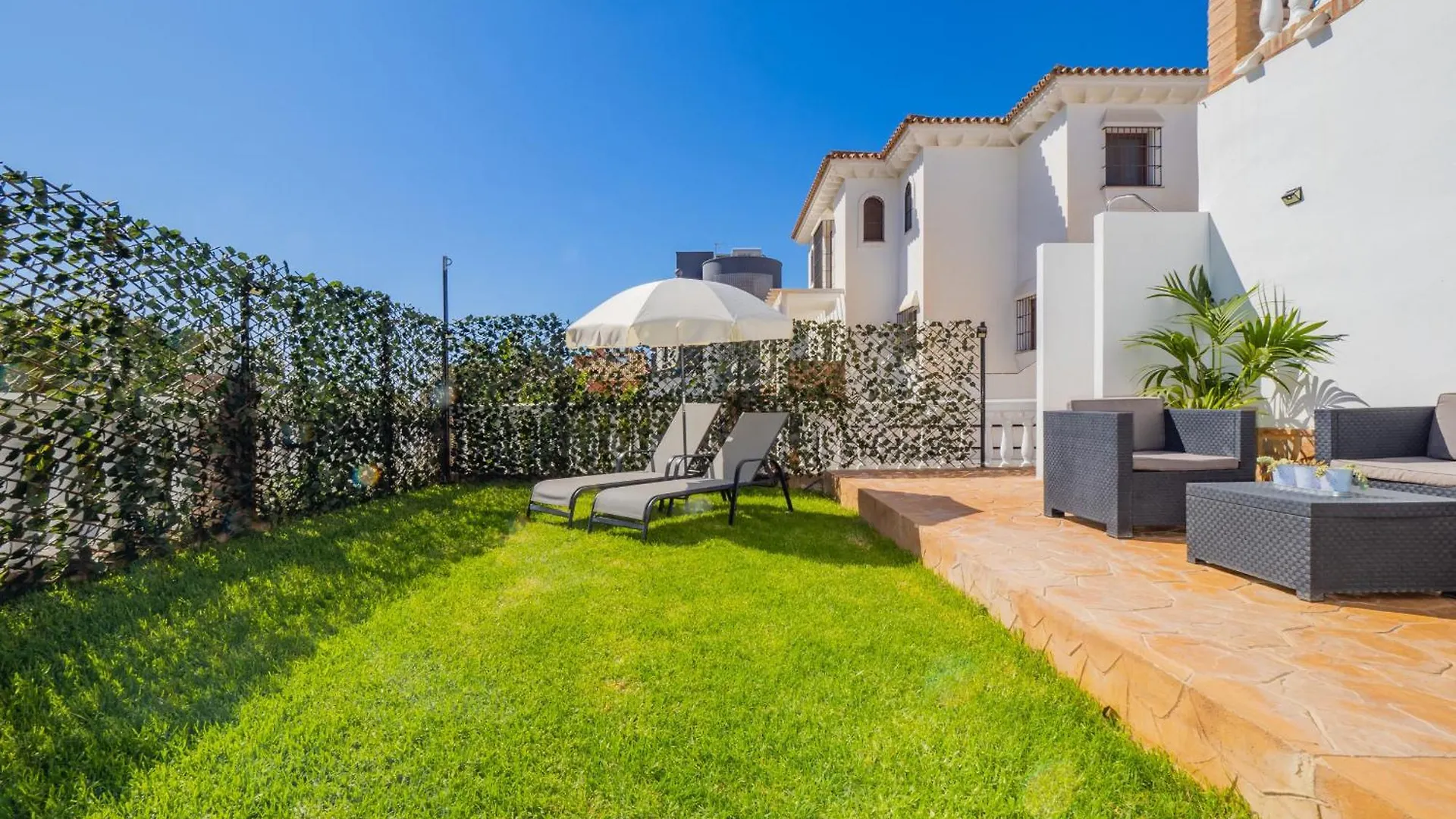 Cubo'S Hostal William'S Sunny 4 Torre de Benagalbon 0*,  Espagne